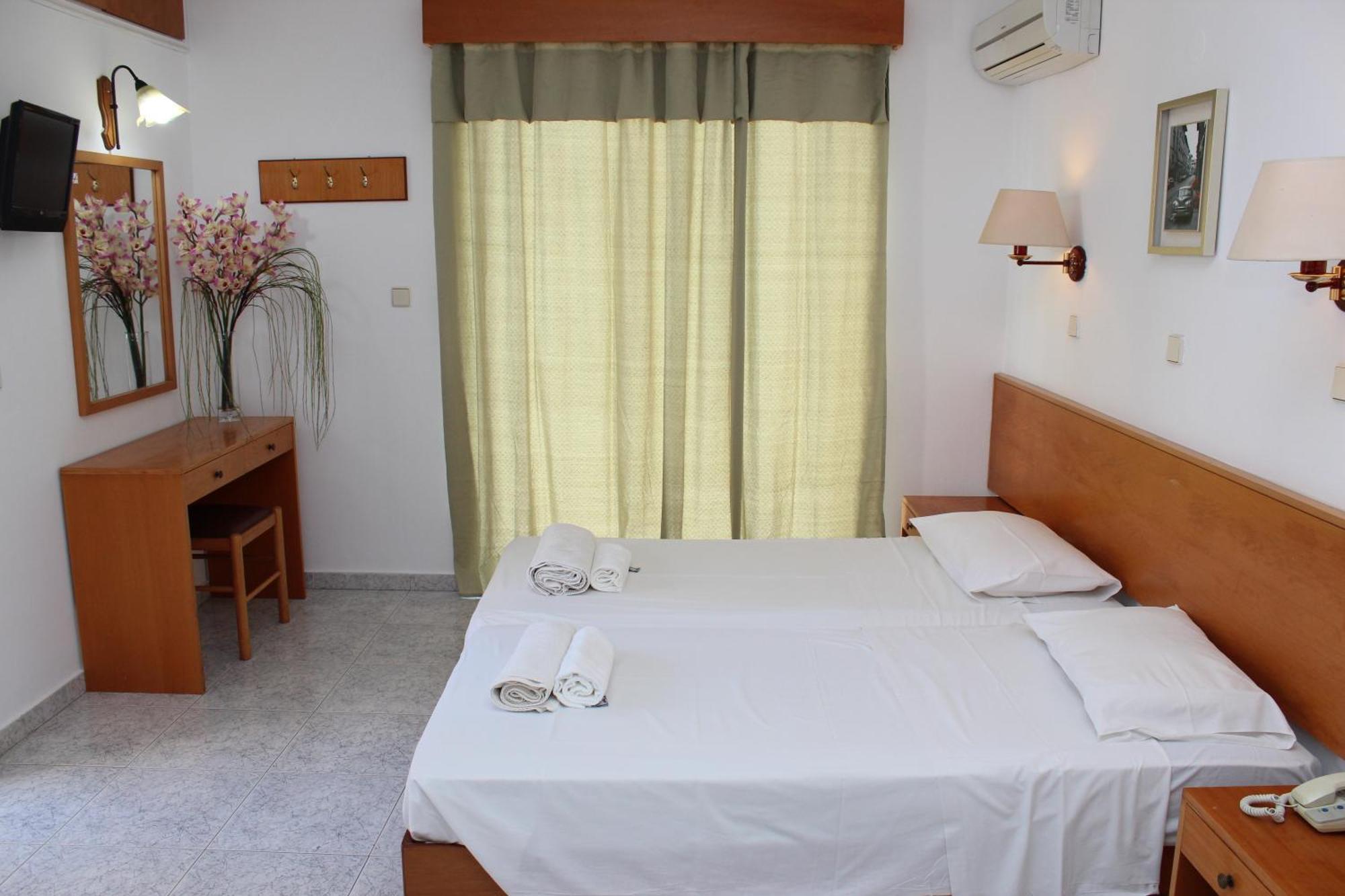 فاليراكي Elarin Studios & Apartments المظهر الخارجي الصورة